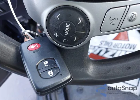 2015 Toyota Prius Three z USA, uszkodzony, nr VIN JTDKN3DU7F0437396